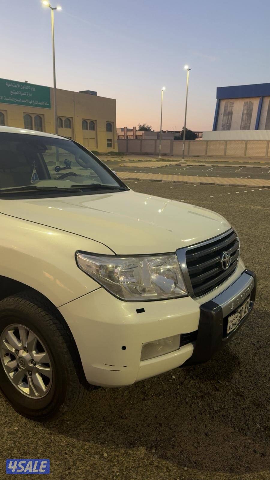 لاند كروزر ٢٠١١2