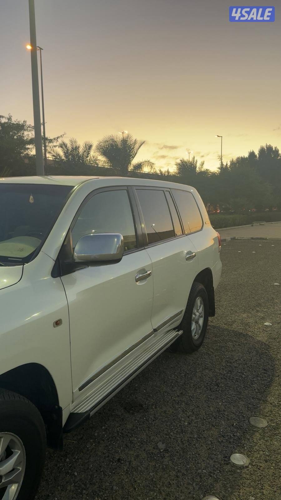 لاند كروزر ٢٠١١3