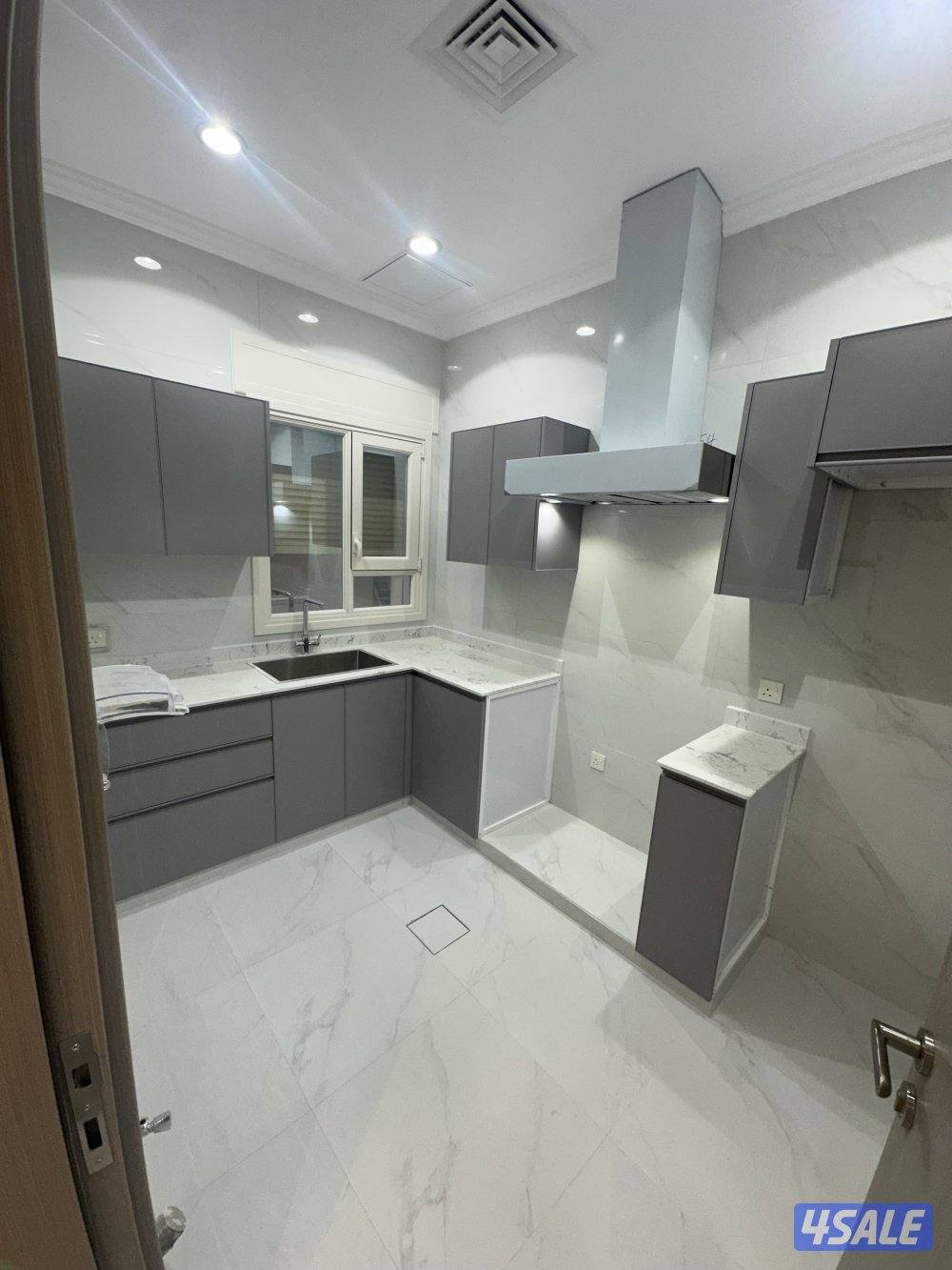 للإيجار شقة المطلاع N11 امن المالك مباشرة لعائلة كويتية معاريس2