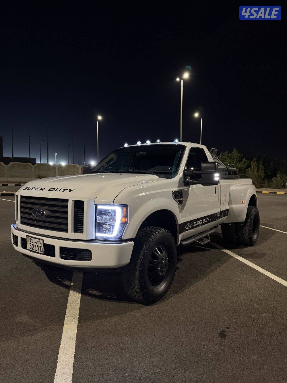 للبيع وانيت دبل تاير F3500