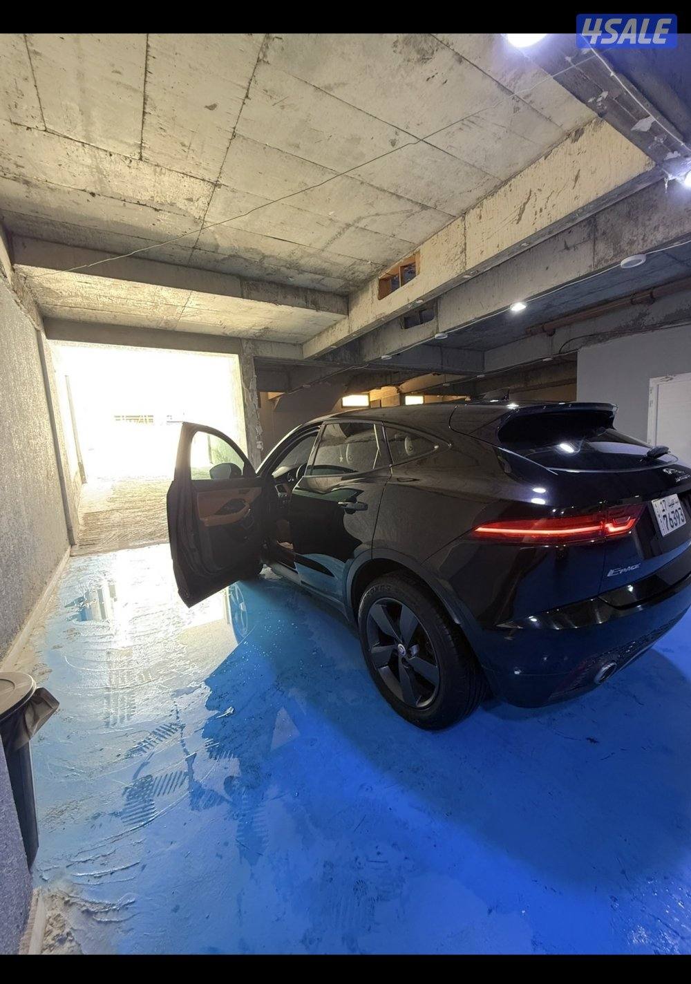 للبيع سياره جاكور موديل ٢٠١٩ بحاله الوكاله ماشيه ٨٩ الف كيلو5