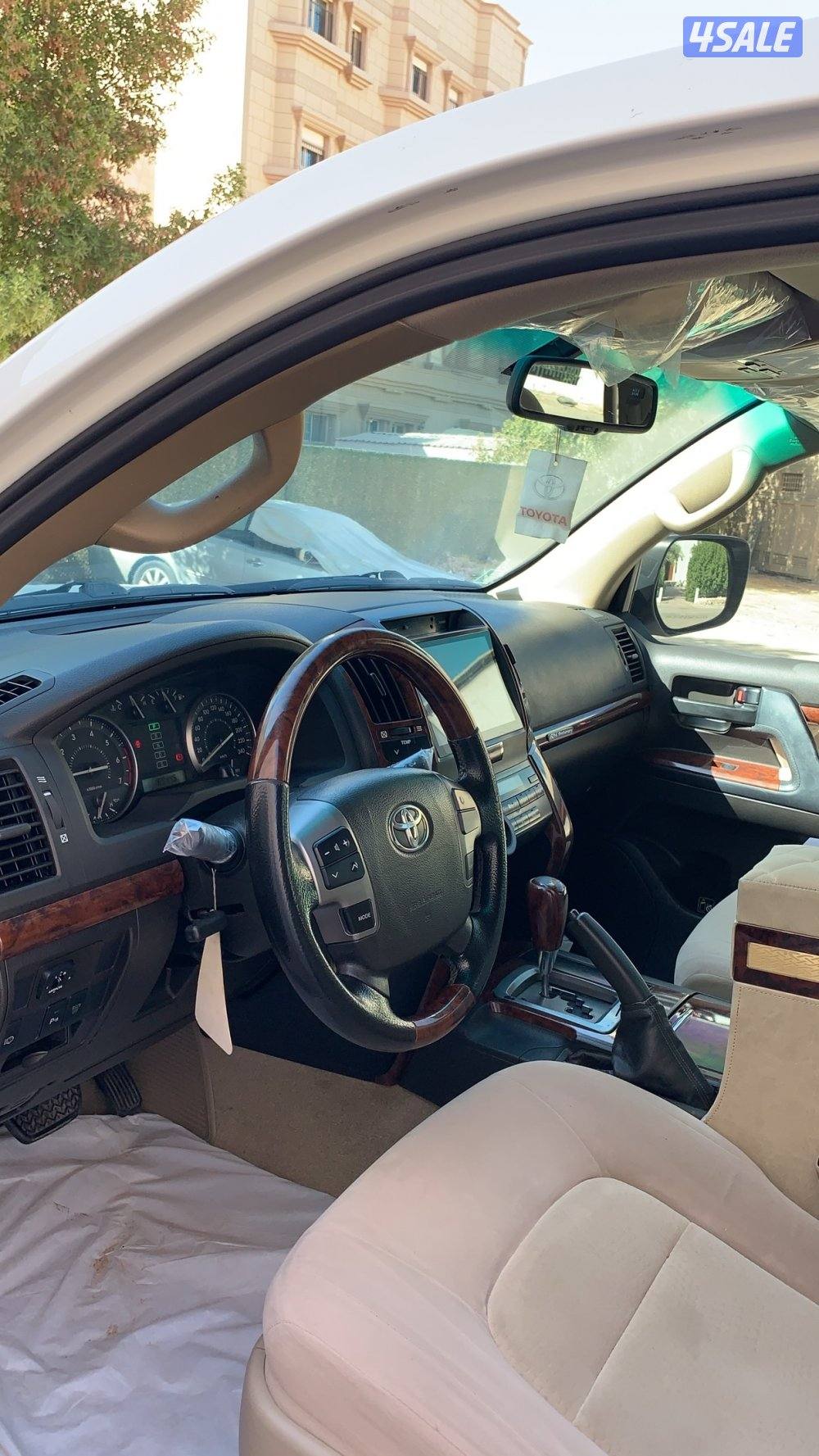 لاند GXR 8 سلندر5