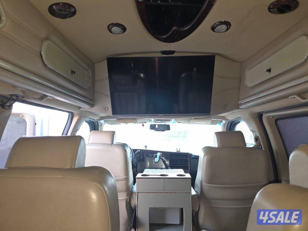 للبيع  فان موديل ٢٠١٢2