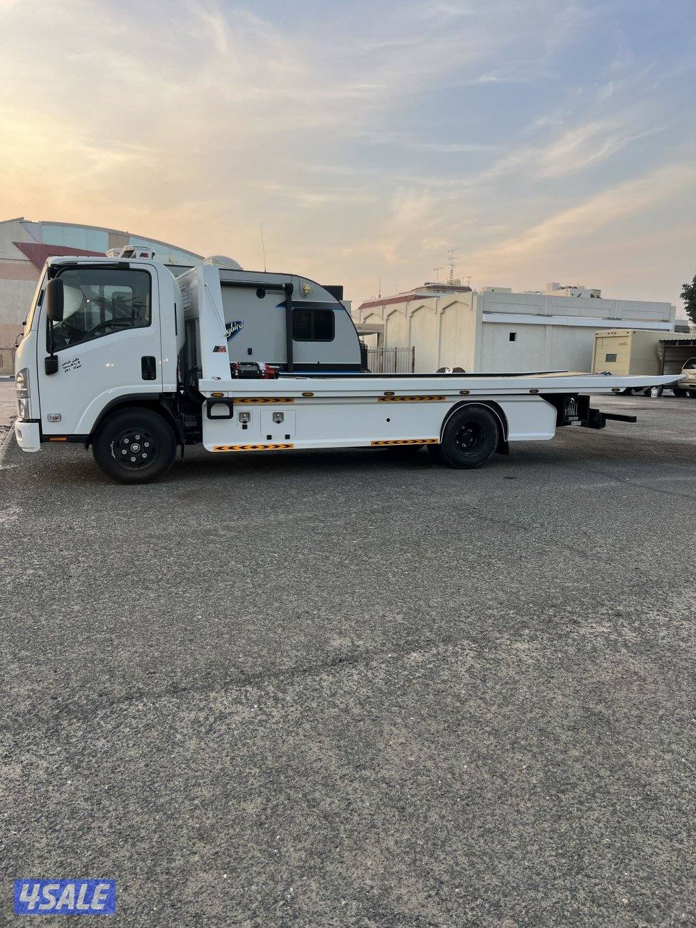 للبيع سطحه ونش موديل ٢٠٢٦1