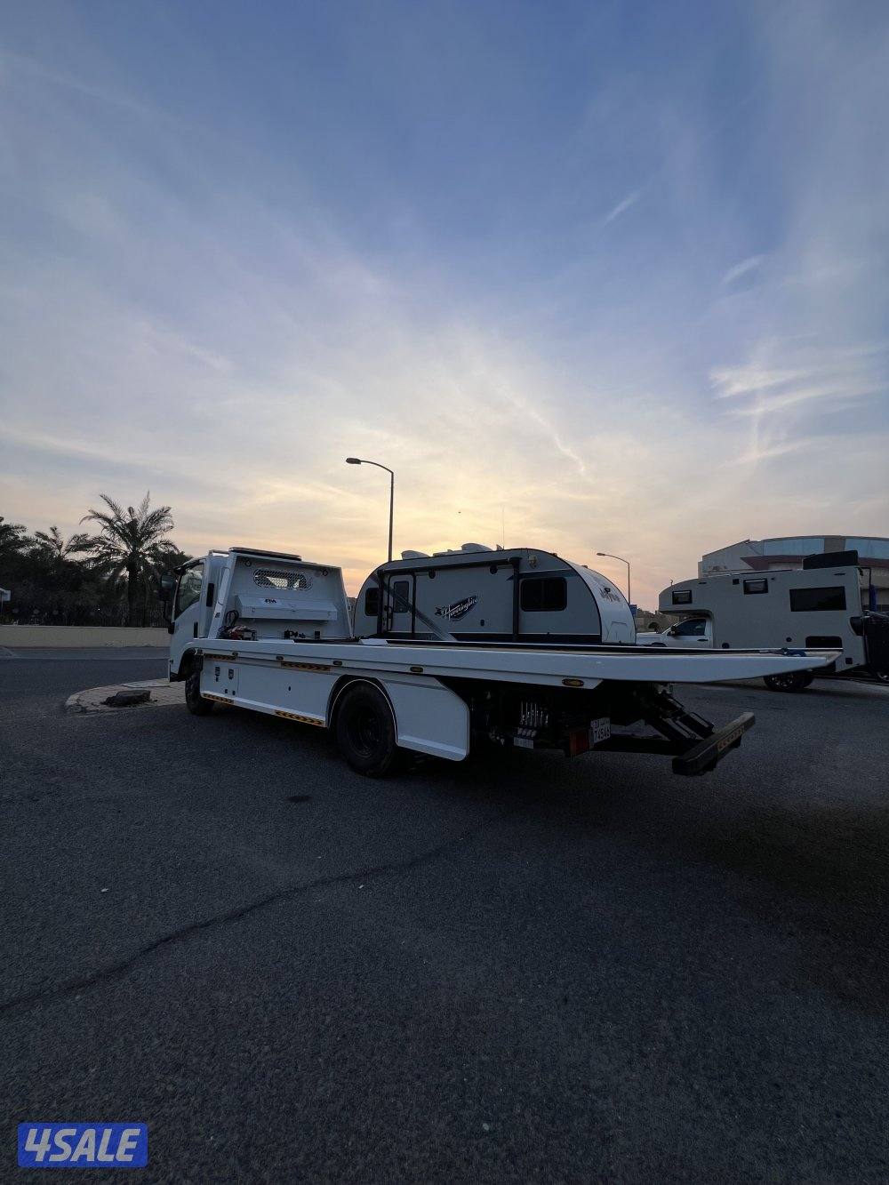 للبيع سطحه ونش موديل ٢٠٢٦8