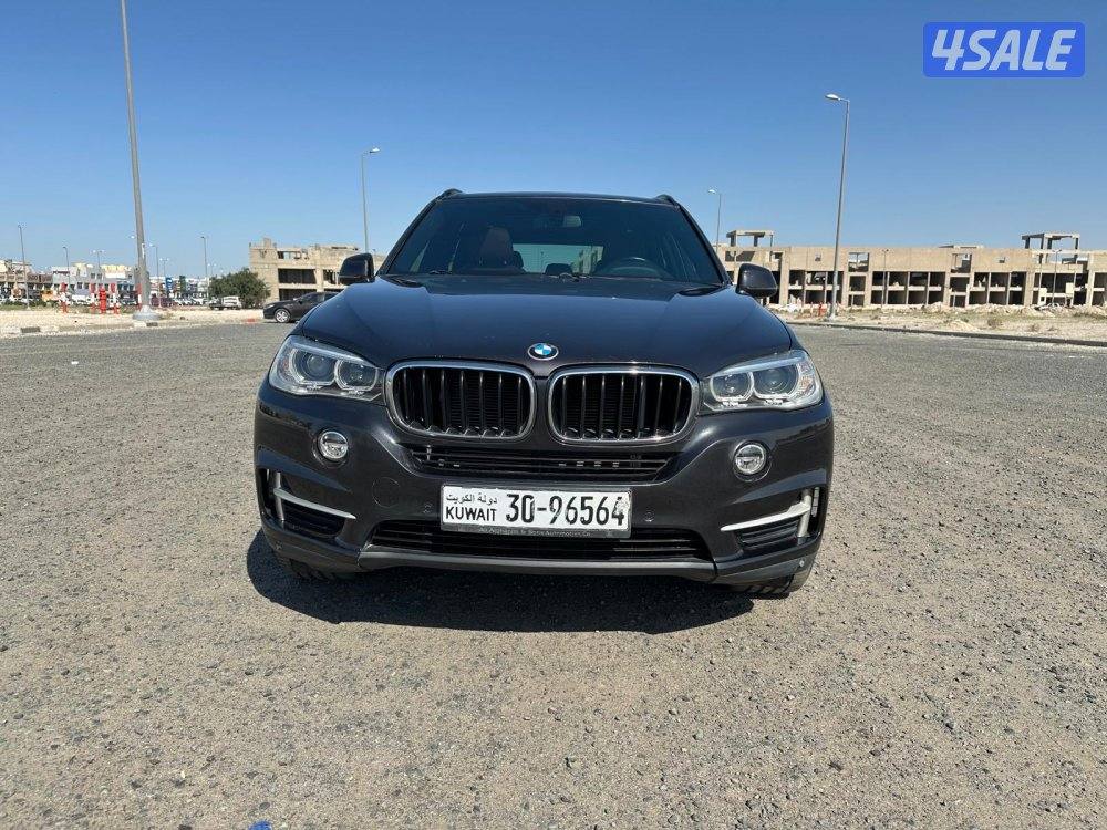 BMW X5ماشي ١٣٥ الف بحالة الوكالة2