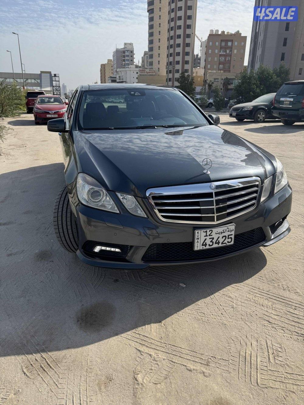 للبيع مرسيديس E550 2010 .1