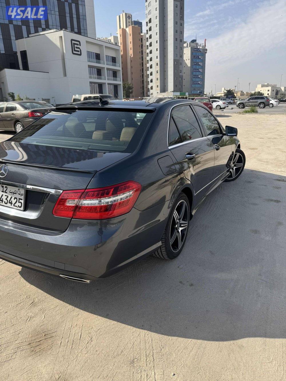 للبيع مرسيديس E550 2010 .2