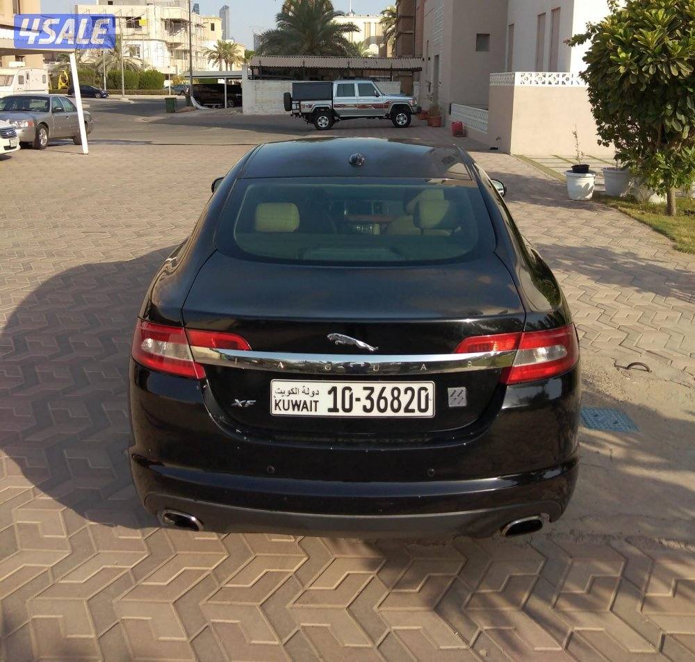 للبدل مع جاكور XF7