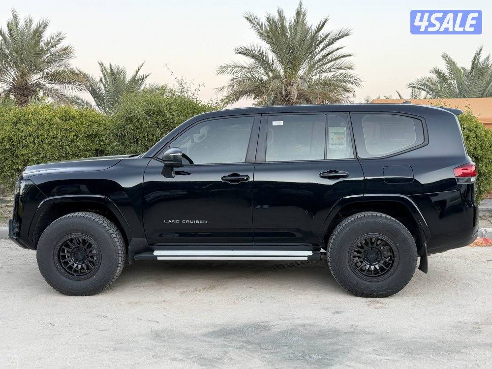 للبيع رنقات RRW و تواير YOKOHAMA بحالة جديييدة4