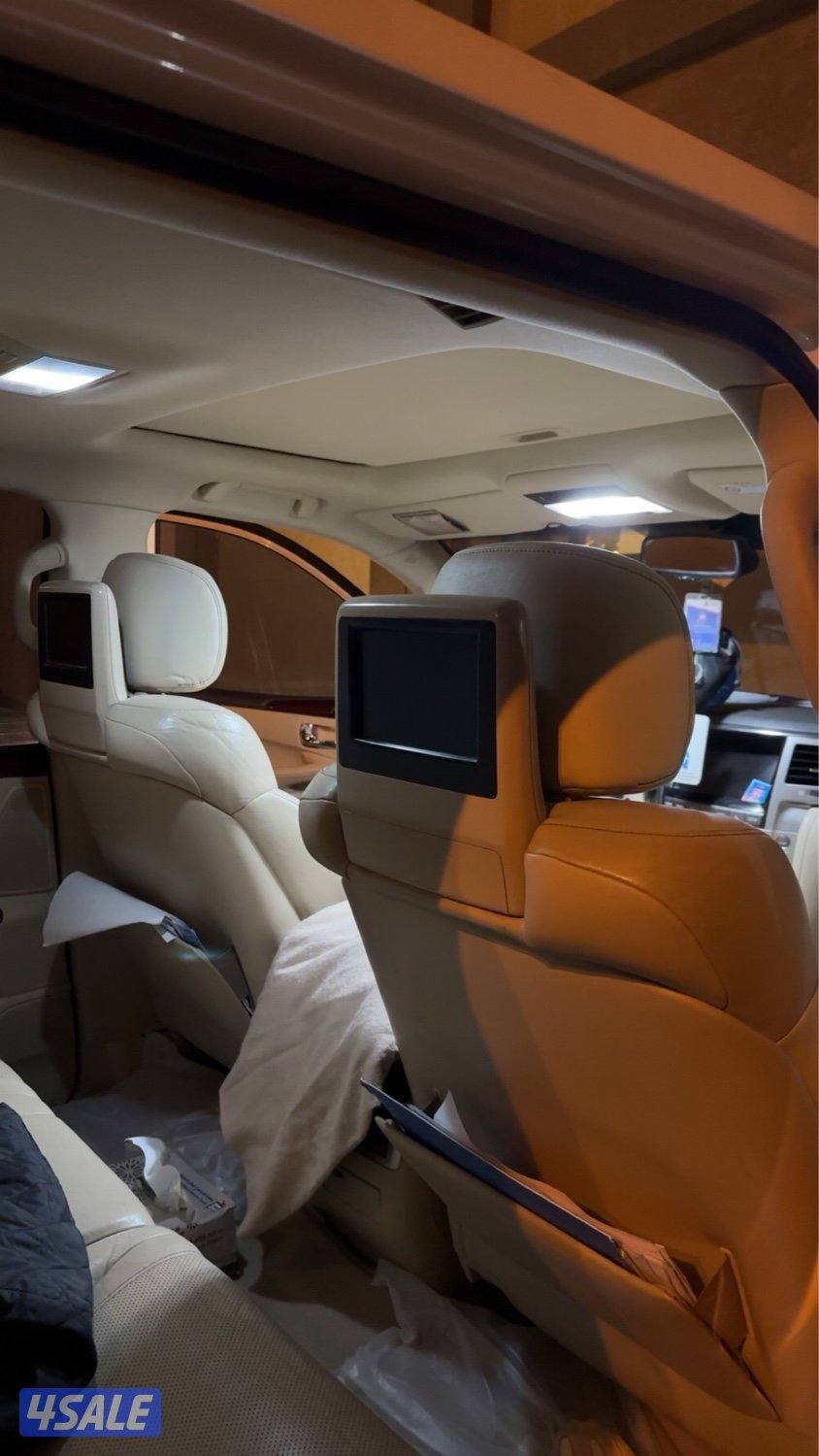 جيب لكزس ابيض4