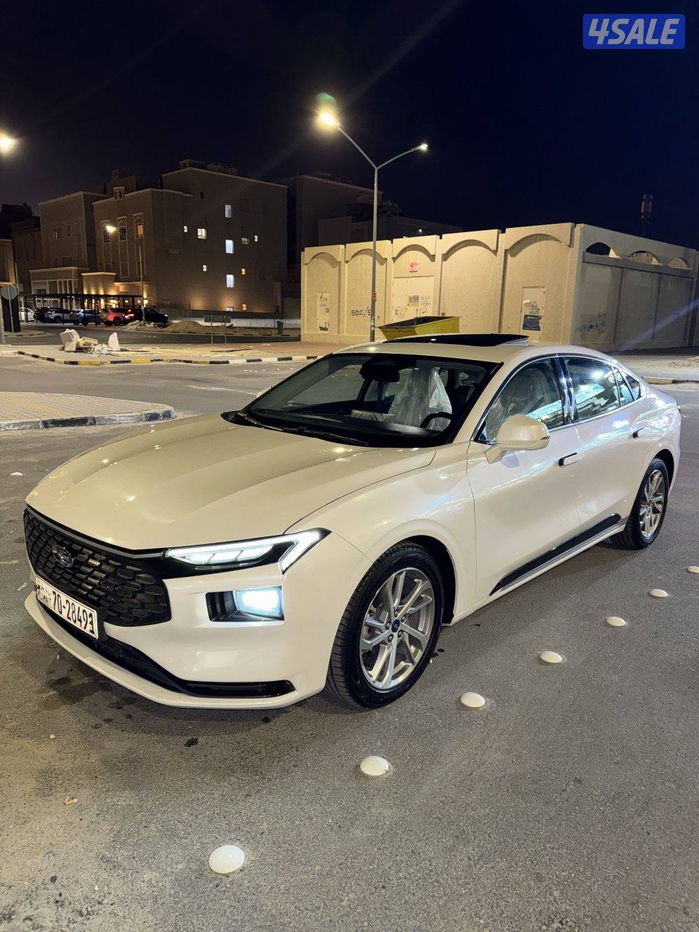 للبيع فورد تورس 20232