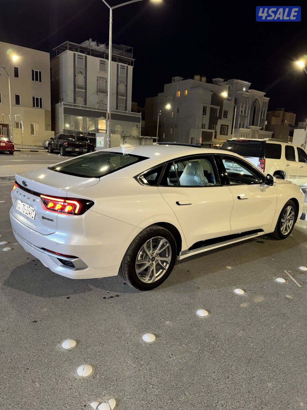 للبيع فورد تورس 20233