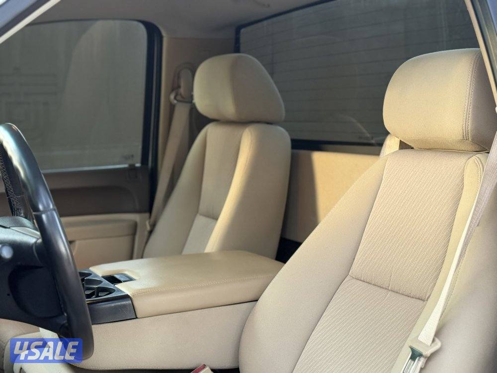 سلفرادو Z71 2013 شرط الفحص ماشي 3125