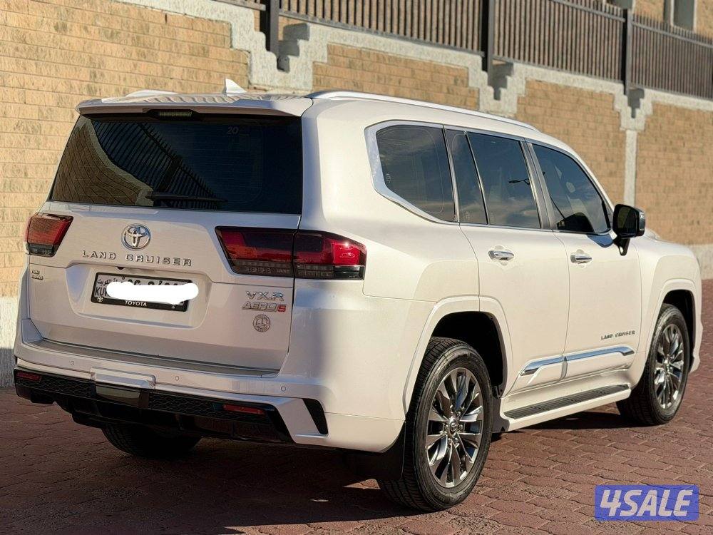 2024 vxr ايرو اس الفل احمر3