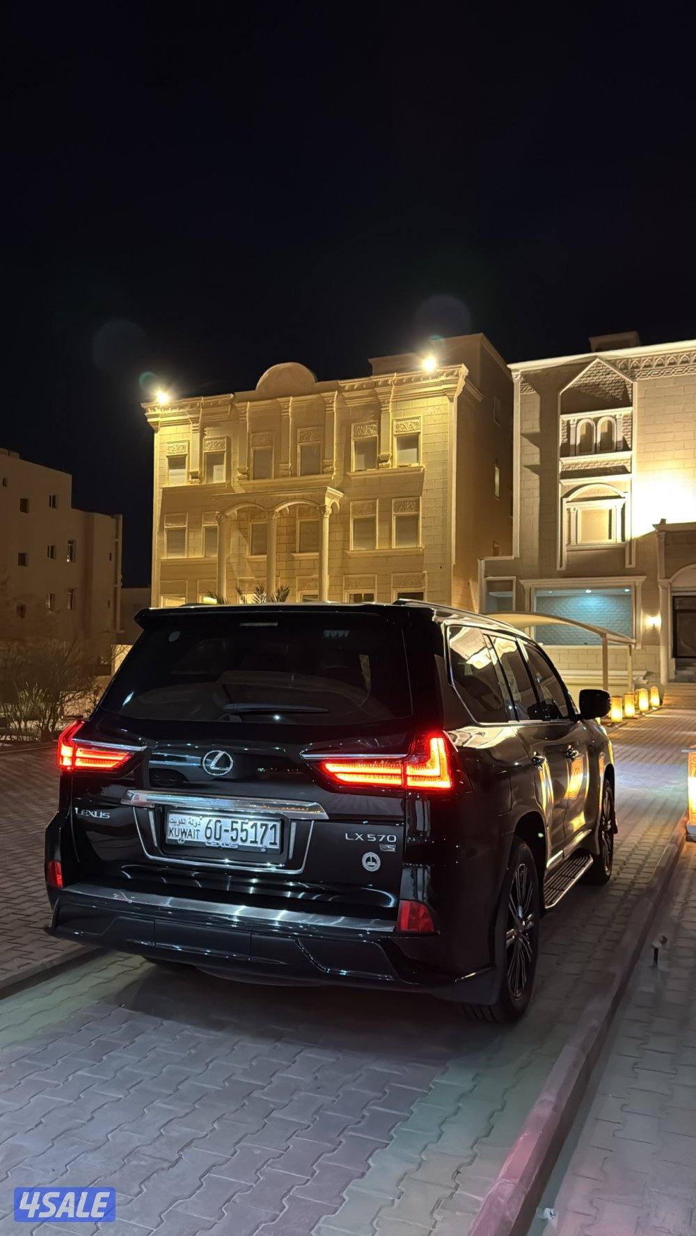 لكزس سبورت 2021 كامل المواصفات سيرفس منتظم شرط الفحص بالكامل .1