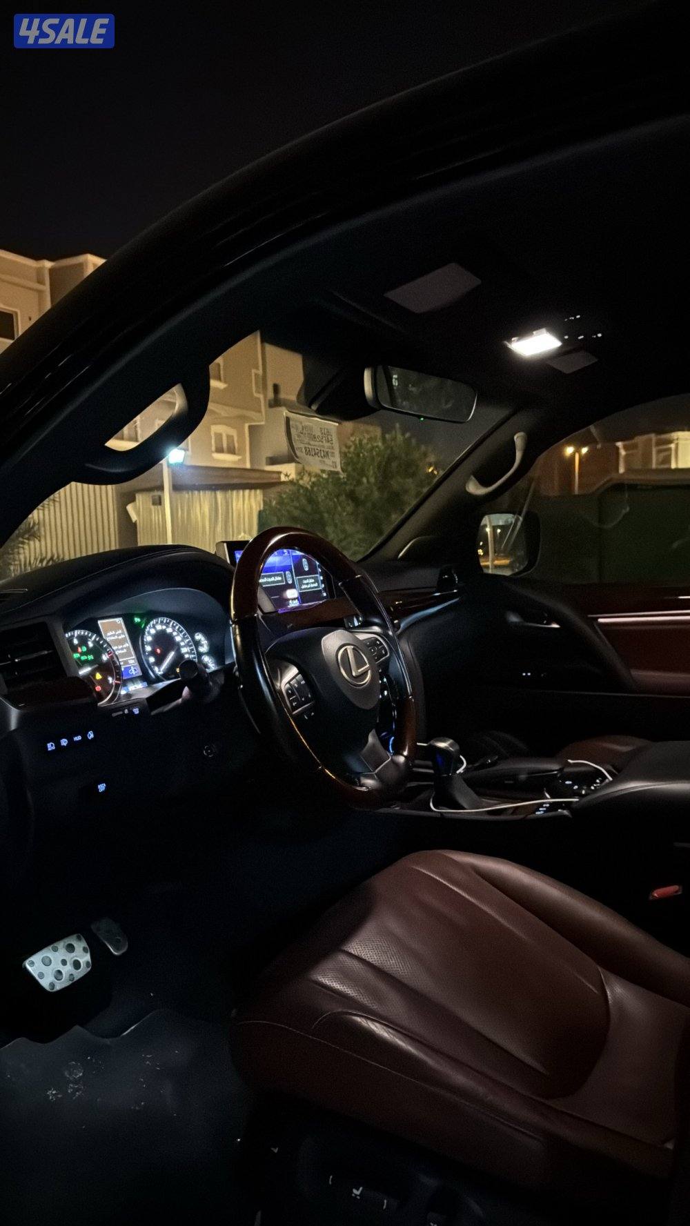 لكزس سبورت 2021 كامل المواصفات سيرفس منتظم شرط الفحص بالكامل .3