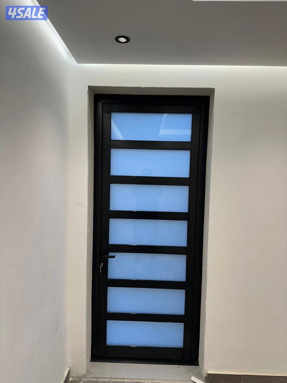 فني ألمنيوم و شتر12