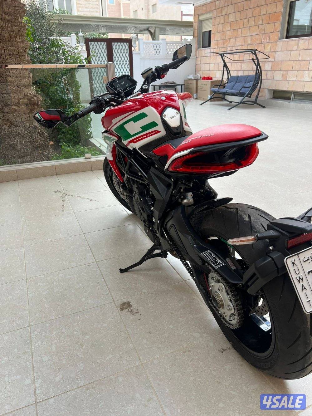 MV Agusta Dragster RC SCS 800 Limited Edition 20223