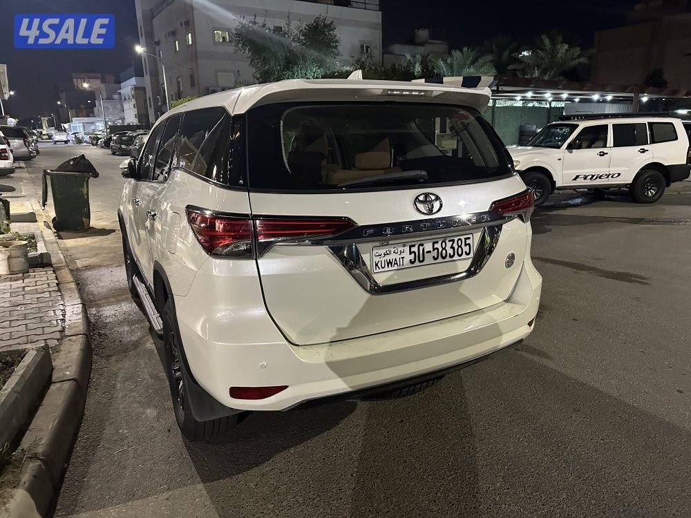 للبيع فورتنر0