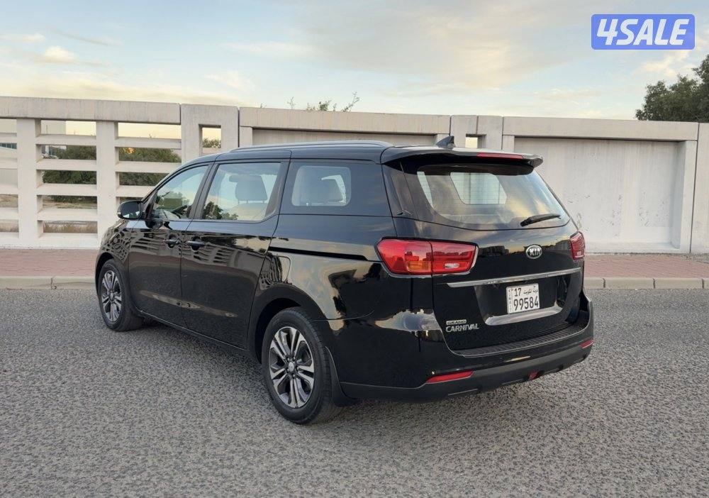 كيا كرنفال2