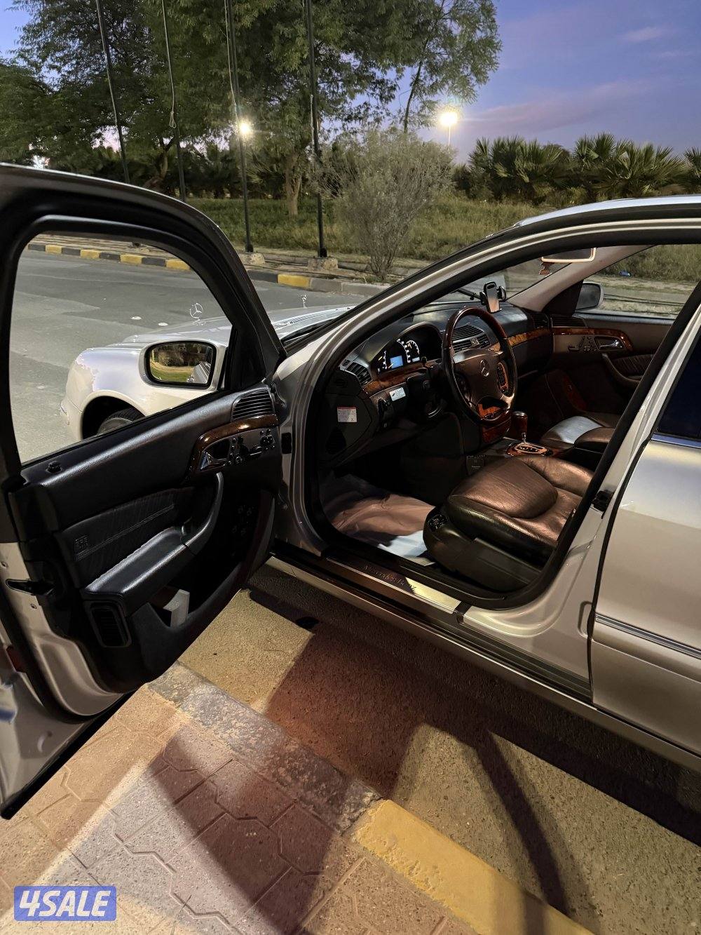 للبيع مرسيدس حجم c500 لارج موديل ٢٠٠٢ وارد اليابان مفحوص شامل8