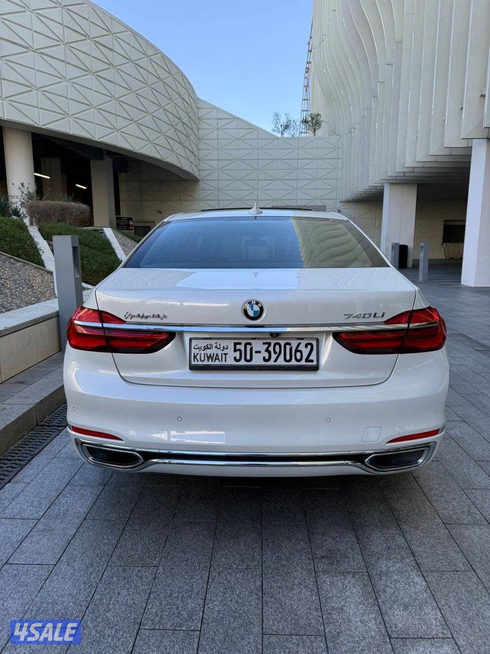 الغانم 740Li صبغ الوكالة بحالة ممتازة5