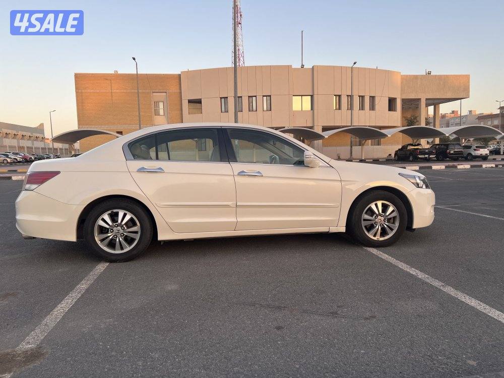 أكورد ٢٠١٠2