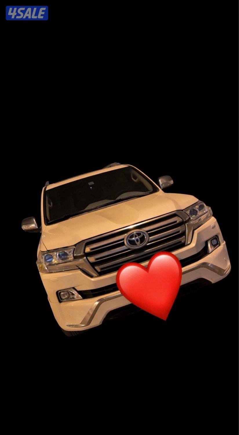 Toyota land cruiser 199kms only1