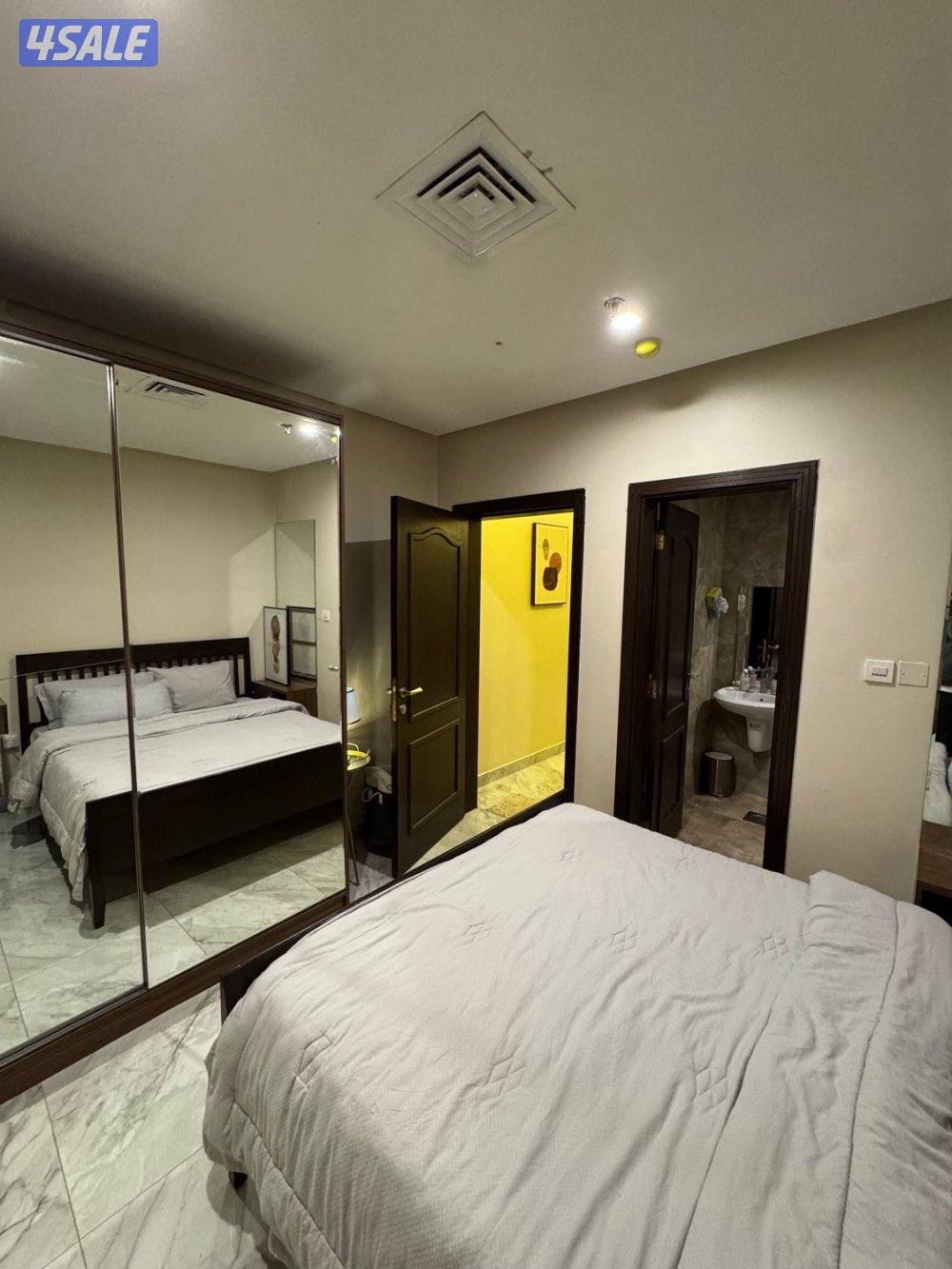 للبيع شقه خلو4