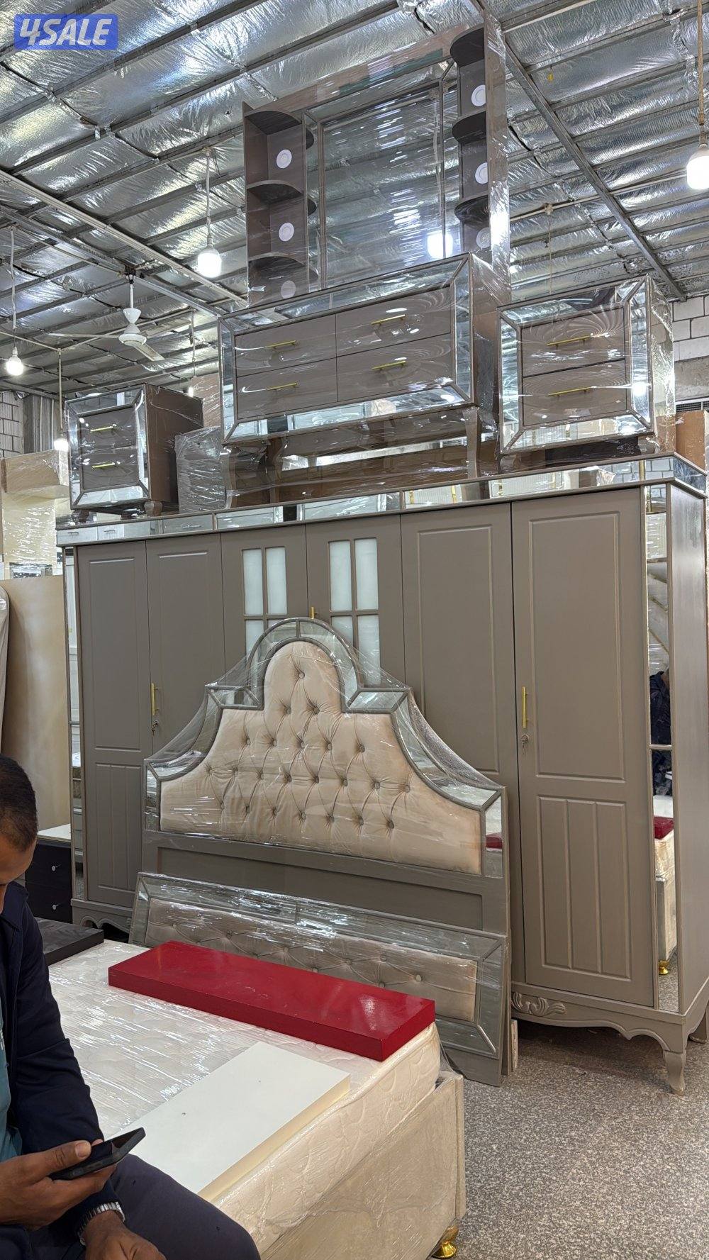 نبيع غرف نوم شبه جديده0