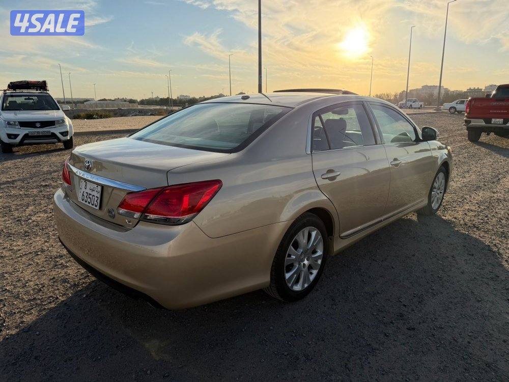 افالون 2012 نظيف جدا جدا1