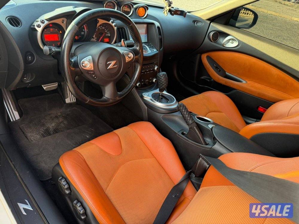 نيسان زد 2015 بحالة المصنع كالجديد4