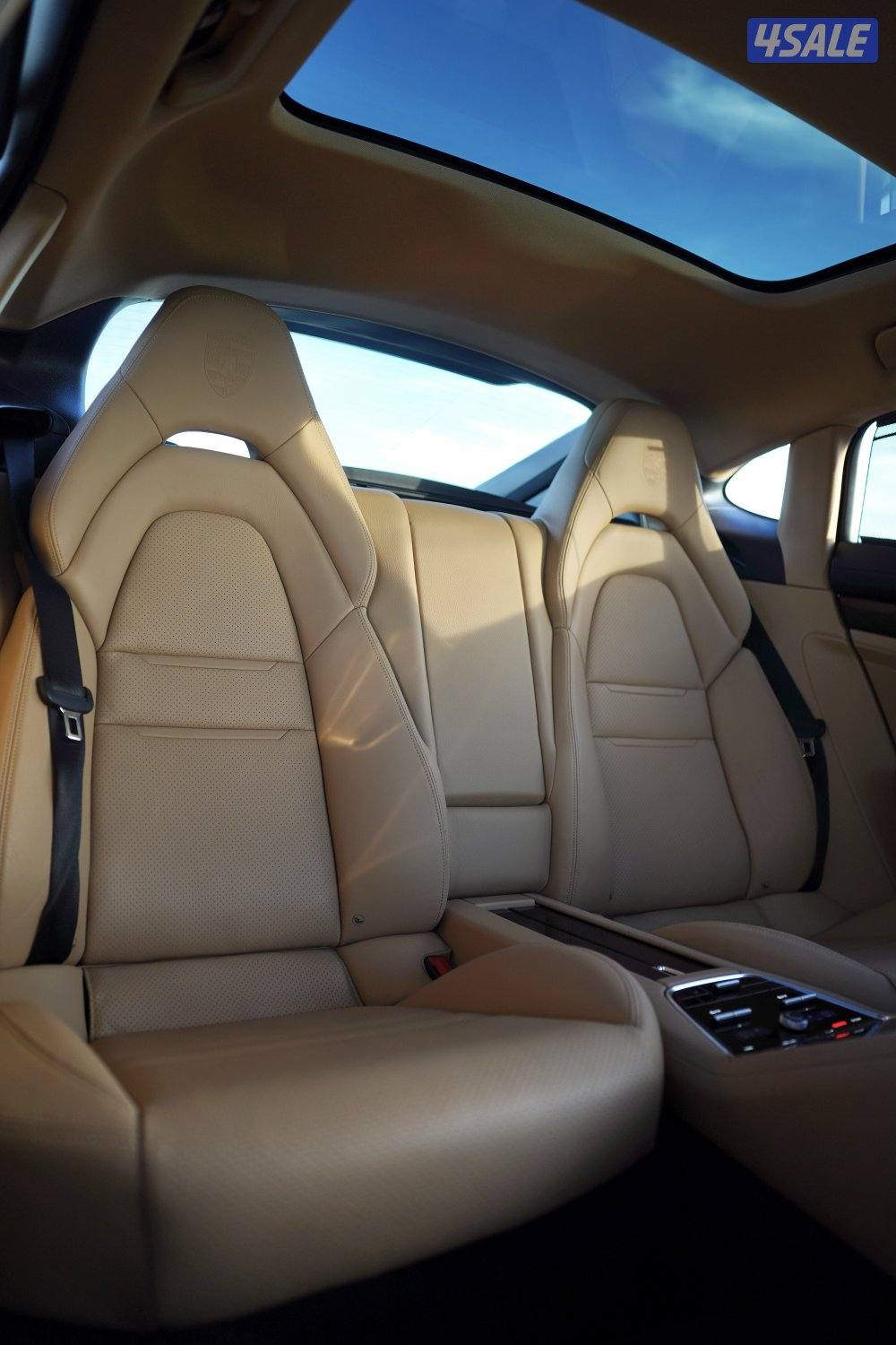 Porsche panamera/45.000KM/201815