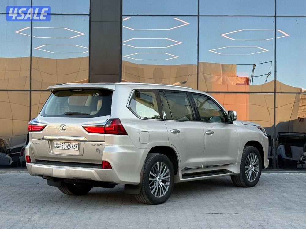 LEXUS LX570 _20194
