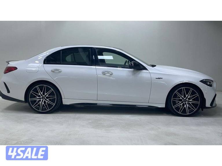 Mercedes-Benz C-Class4