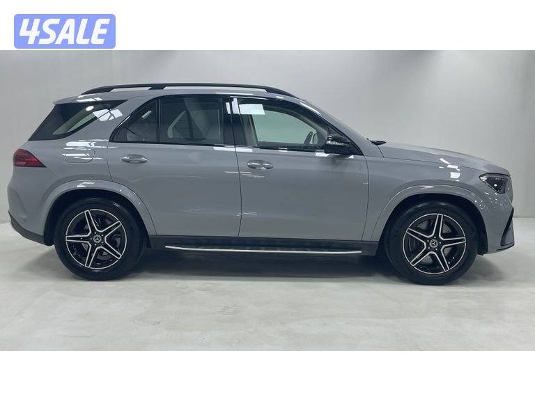 Mercedes-Benz GLE SUV3