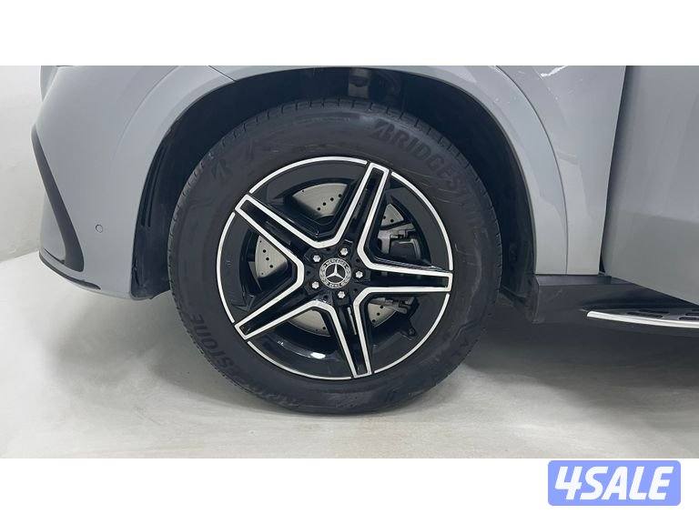 Mercedes-Benz GLE SUV7