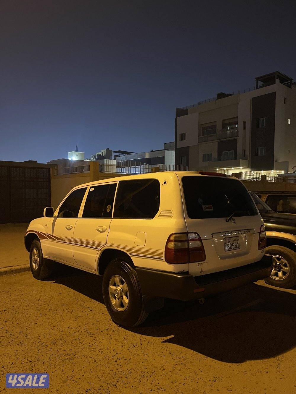 للبيع لاندكروز قير عادي1