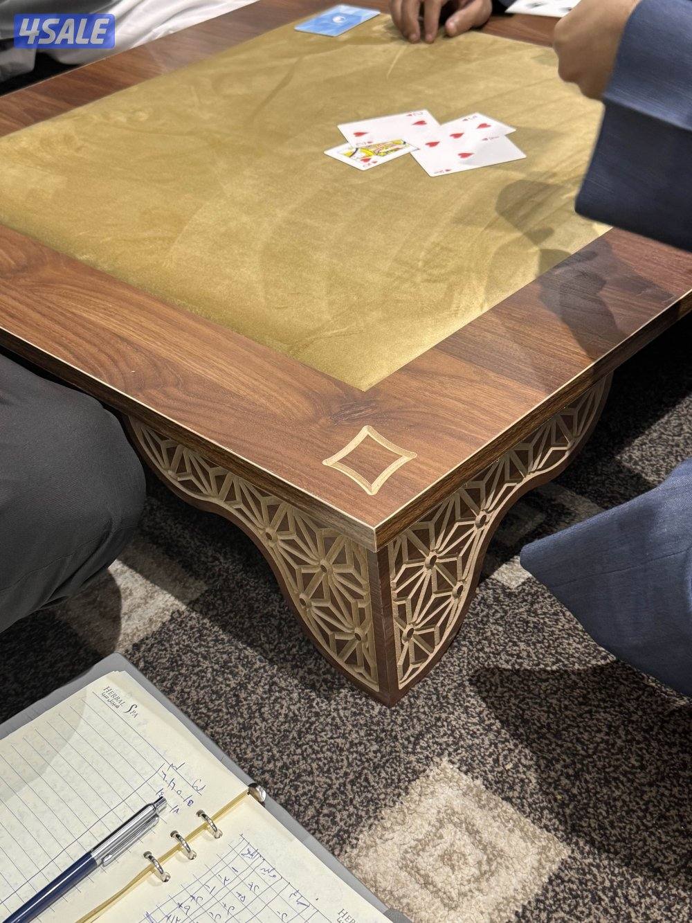 طاولة جنجفة خشب1