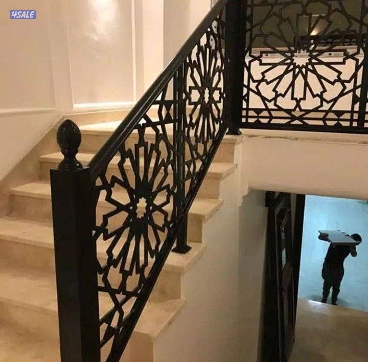 حداد ایراني مظلات سيارات  حديد مشغول ابواب درابزین بديل خشبي ،شبك6