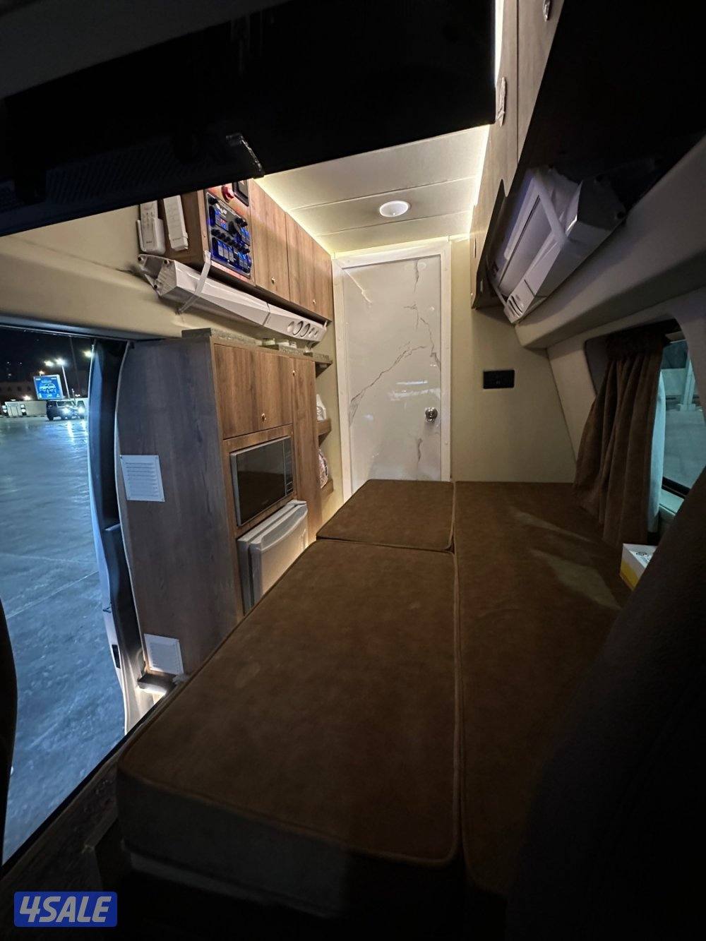 للبيع سافانا موتر هوم فان ٢٠١٨11