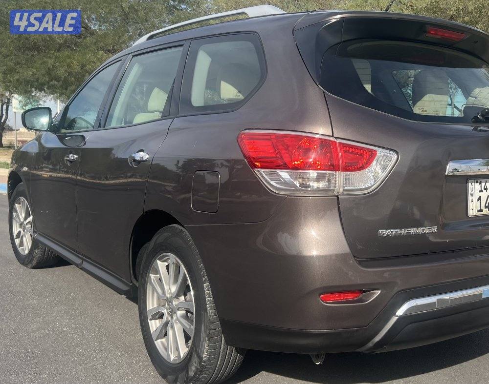 للبيع باثفندر ماشي 2005