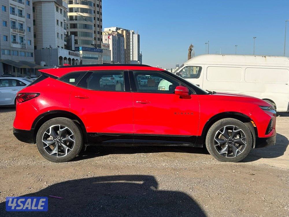 بليزر R/S موديل 2022 ماشي 95 الف3