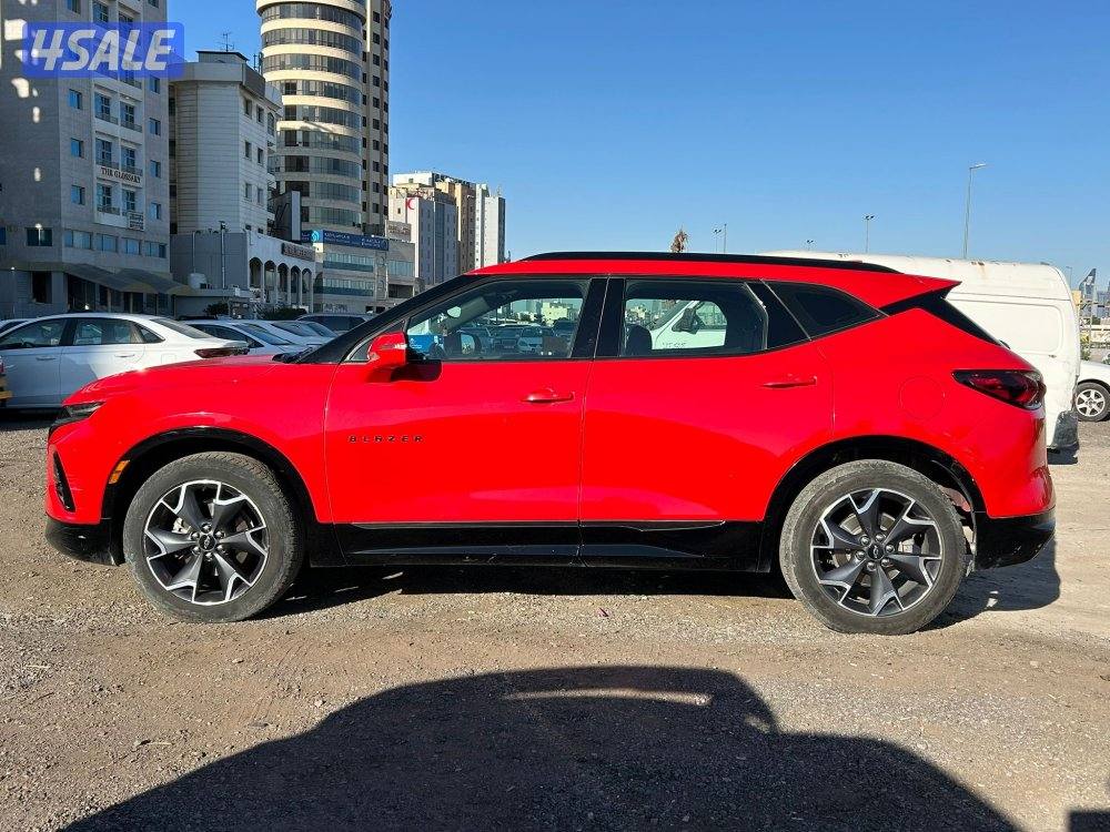 بليزر R/S موديل 2022 ماشي 95 الف4