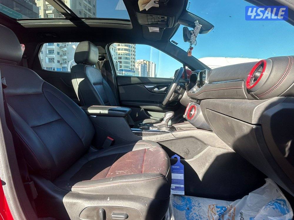 بليزر R/S موديل 2022 ماشي 95 الف9