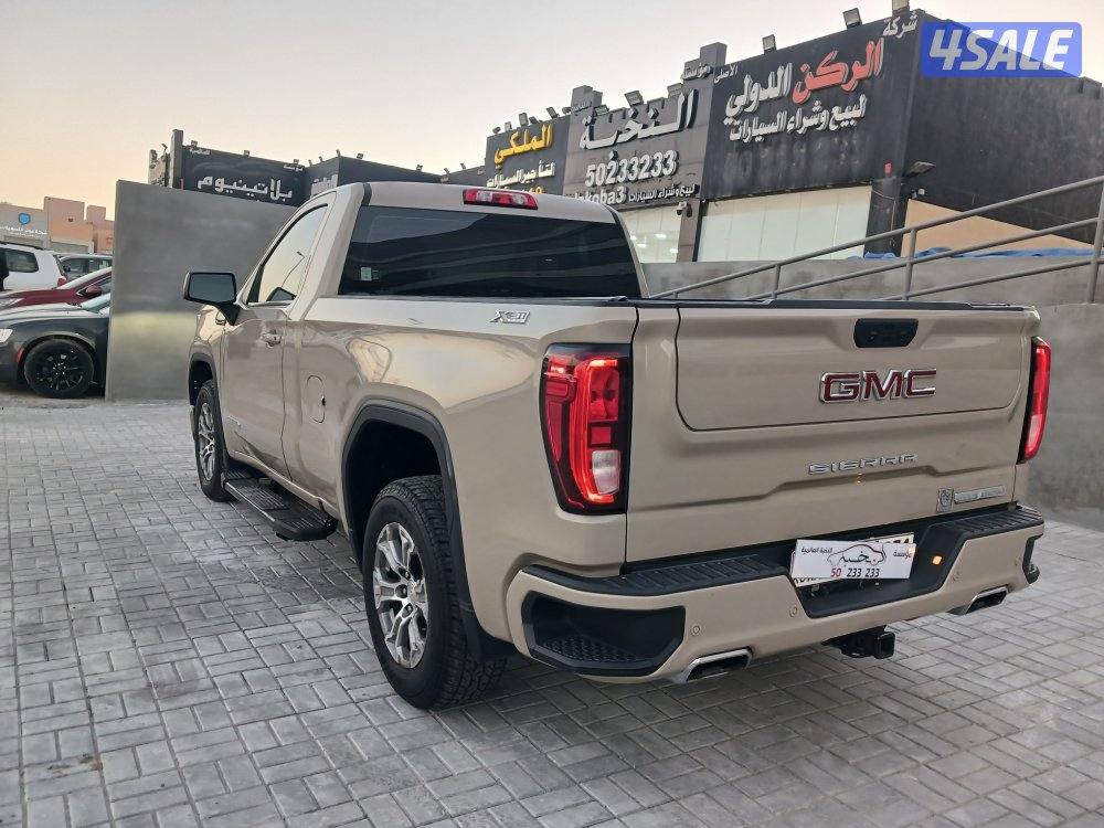 وانيت GMC . ELEVATDN موديل 2023 دبل قير. الفل5