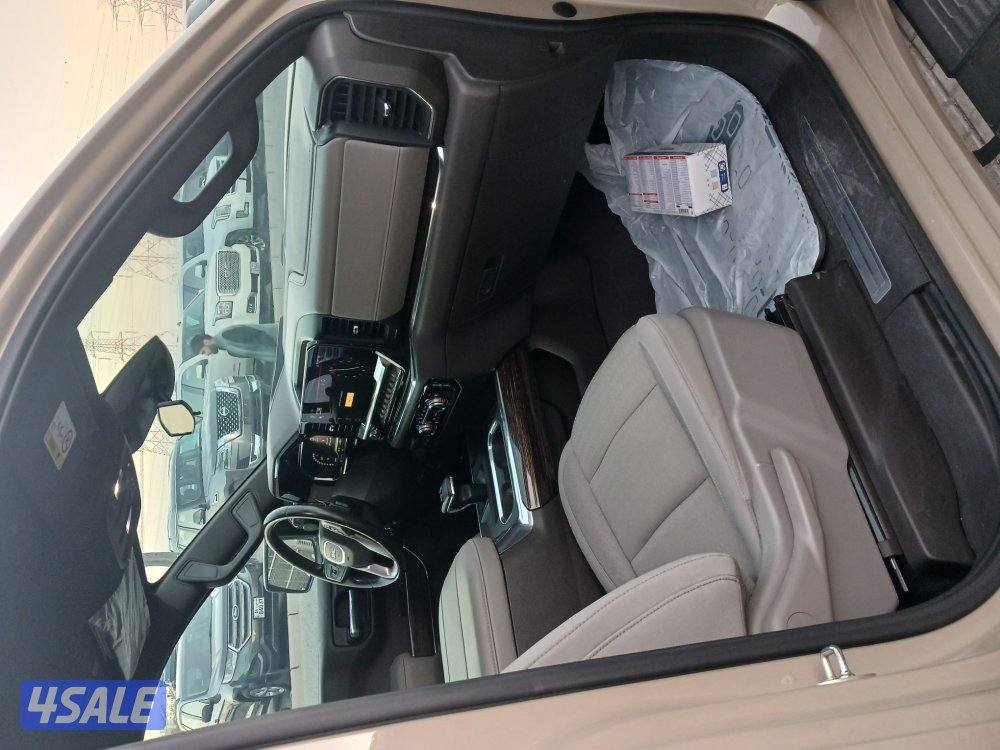 وانيت GMC . ELEVATDN موديل 2023 دبل قير. الفل8