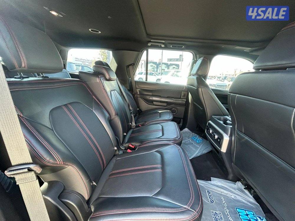 فورد اكسبديشن LIMITED موديل 2022 ماشي 83.000 k.m وارد الغانم .4