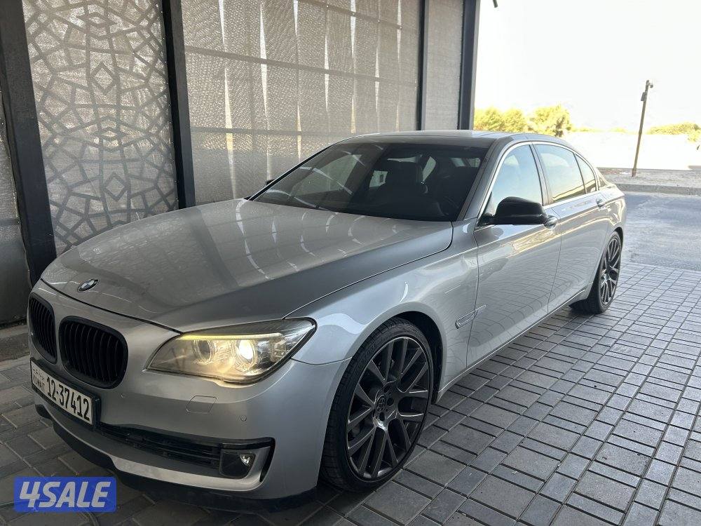 للبيع او البدل2014 بأم 7400